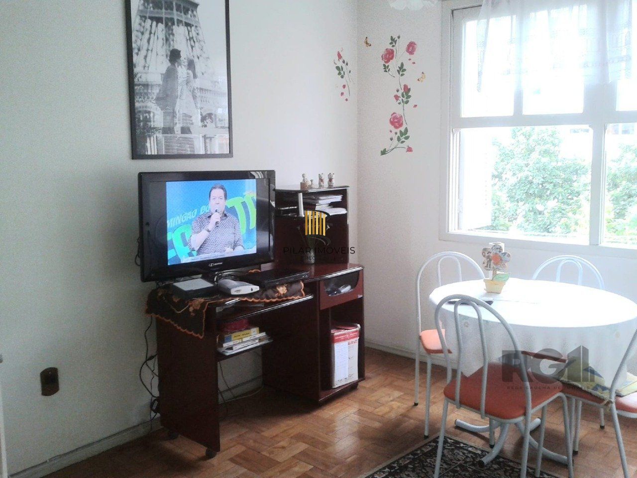 Apartamento 2 dormitorios na cidade baixa