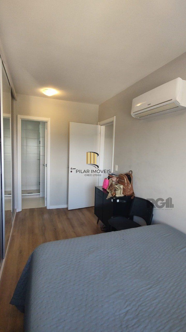 Apartamento 2 quartos, suíte e garagem na Cidade Baixa.