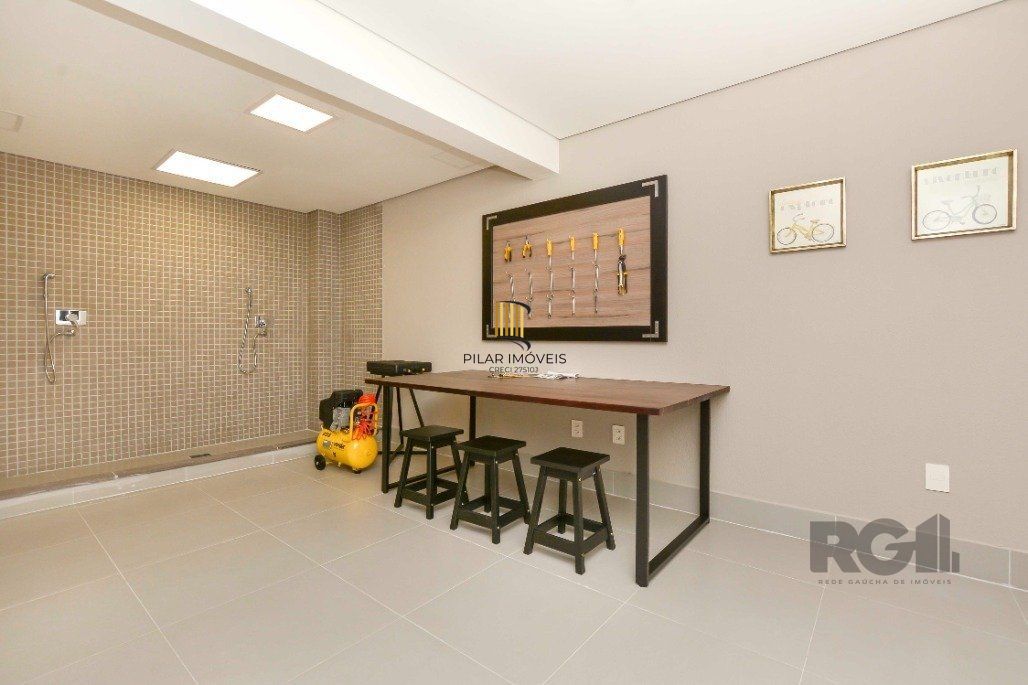 Apartamento à venda na Cidade Baixa COM GARAGEM!