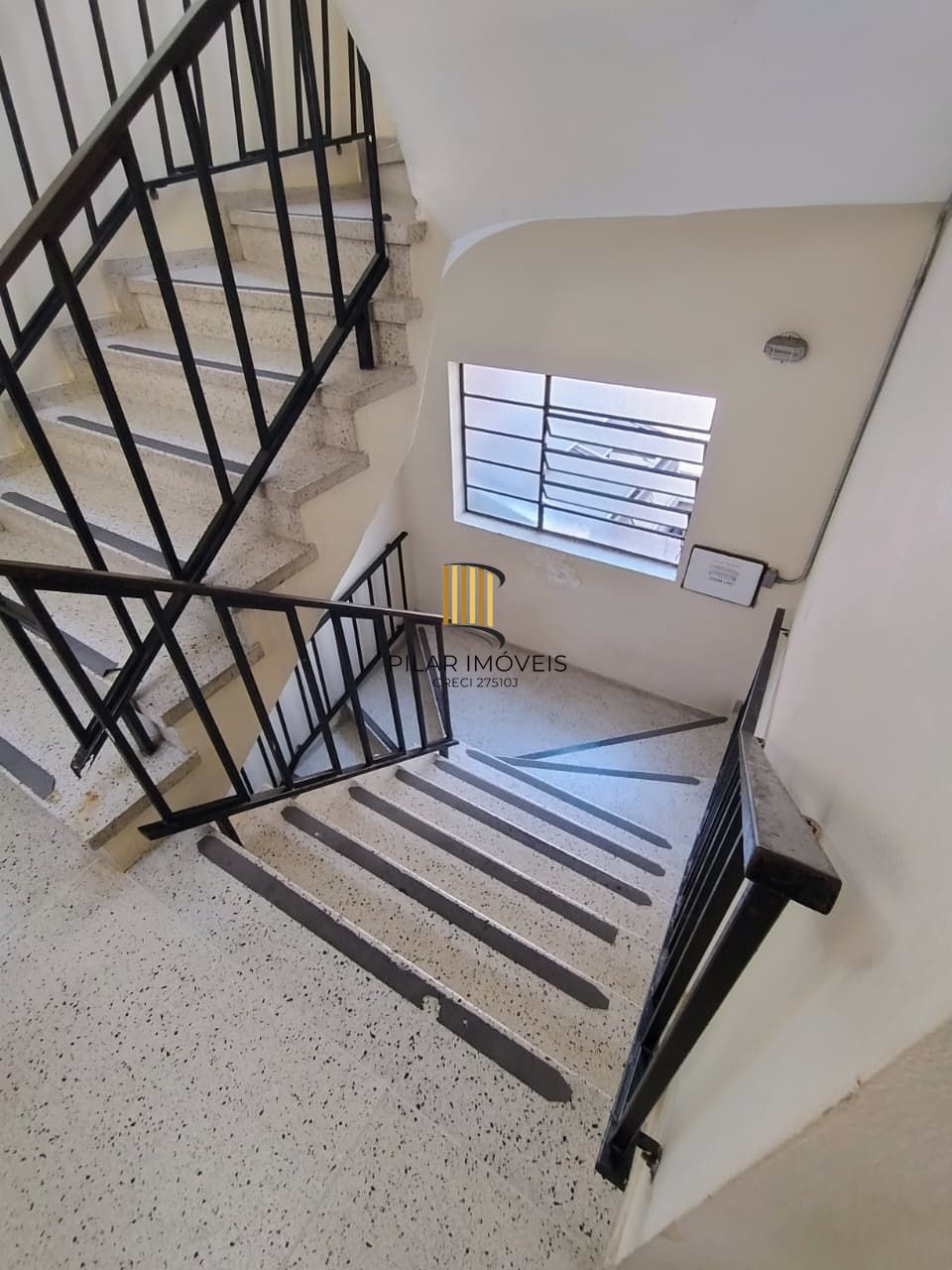 Apartamento 1 dormitório desocupado Cidade Baixa