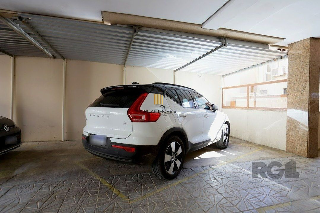 Cobertura à venda em Porto Alegre, Floresta 