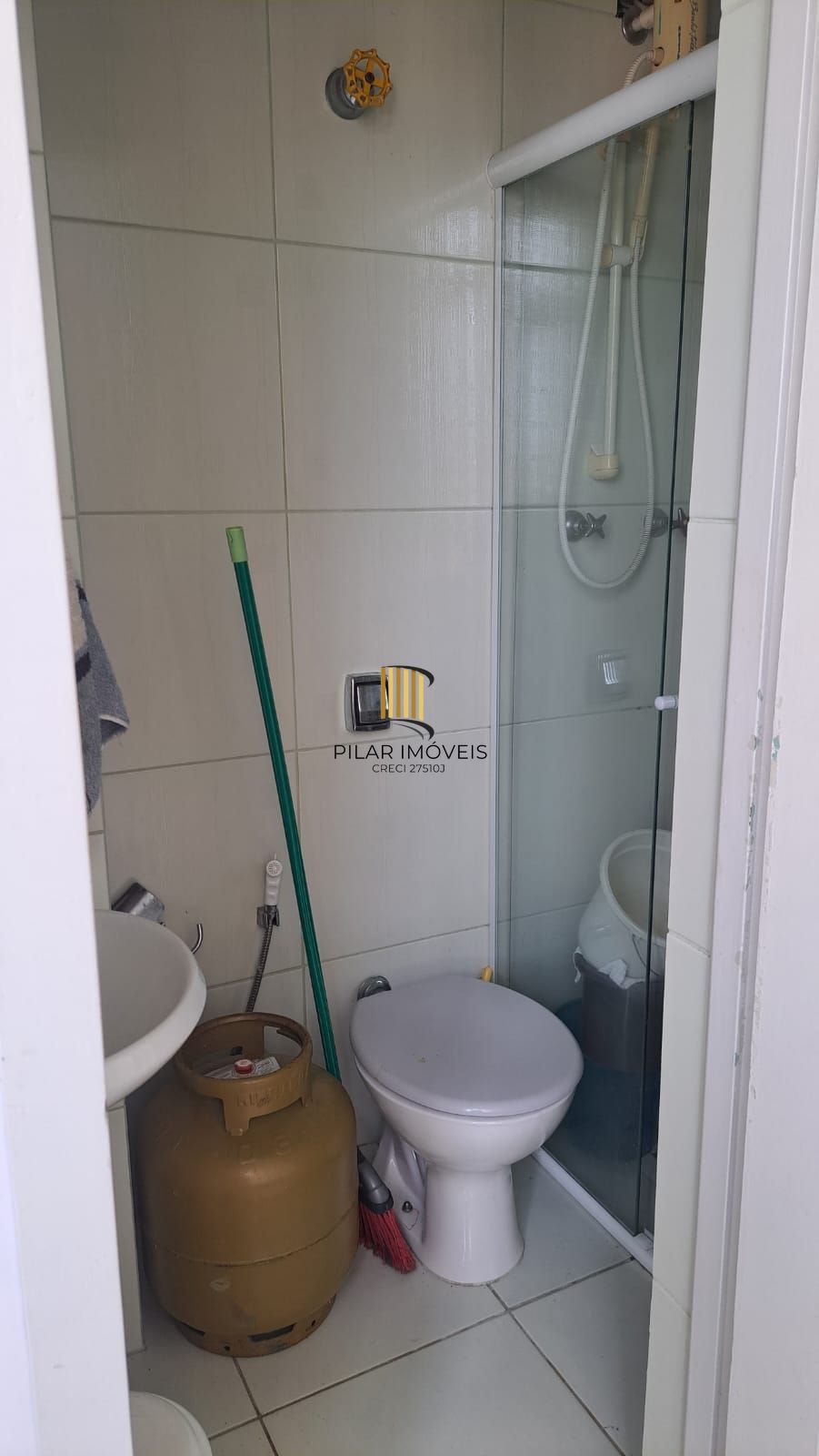 Apartamento  3 dormitórios, de frente com sacada, garagem , elevador, Bairro Cidade Baixa- Porto Alegre