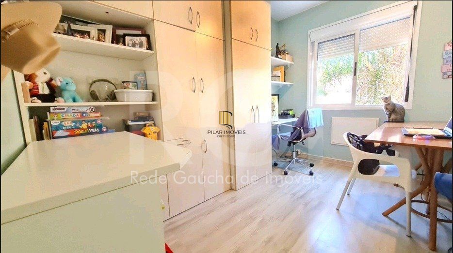 Apartamento para Venda - 87.7m², 3 dormitórios, sendo 1 suites, 2 vagas - Menino Deus