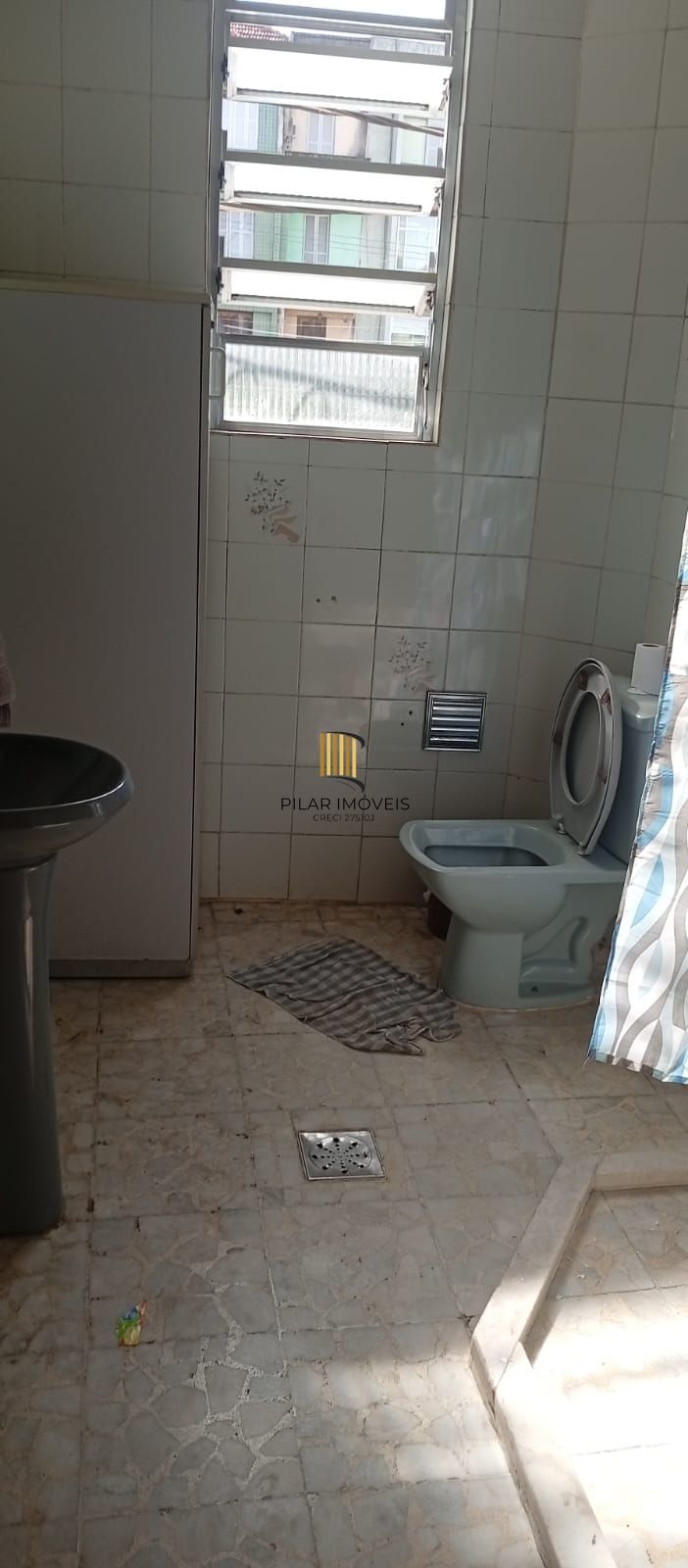 Apartamento 2 dormitórios no bairro Azenha