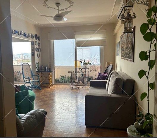 Apartamento 2 quartos, desocupado, andar alto na cidade Baixa!