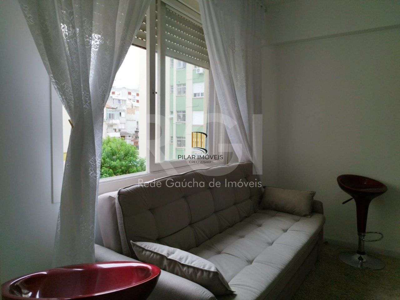 Apartamento de 1 dormitório com elevador,sol da manha