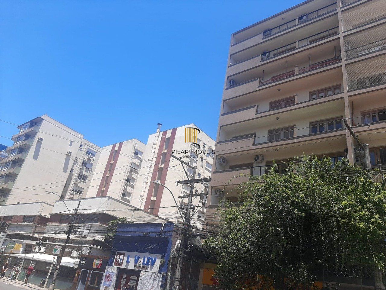 Apartamento  3 dormitórios, de frente com sacada, garagem , elevador, Bairro Cidade Baixa- Porto Alegre