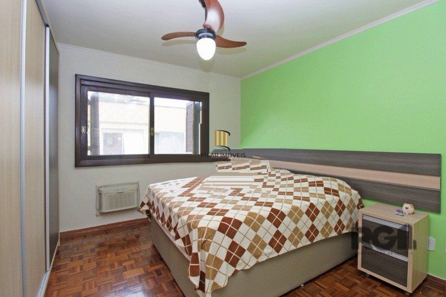 Casa com 3 quartos, suite e 2 vagas garagem!