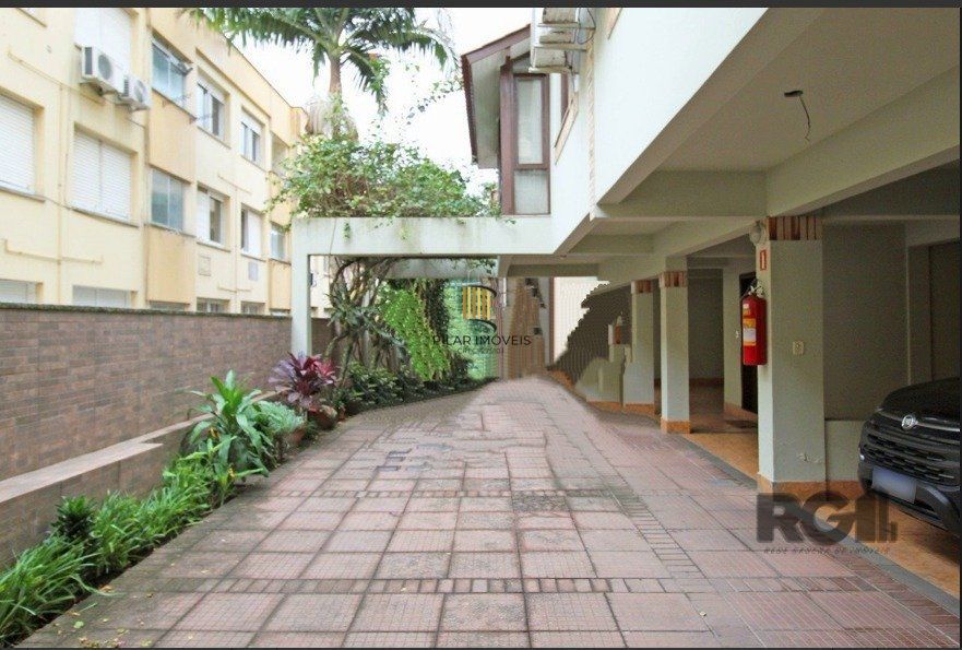 Casa com 3 quartos, suite e 2 vagas garagem!