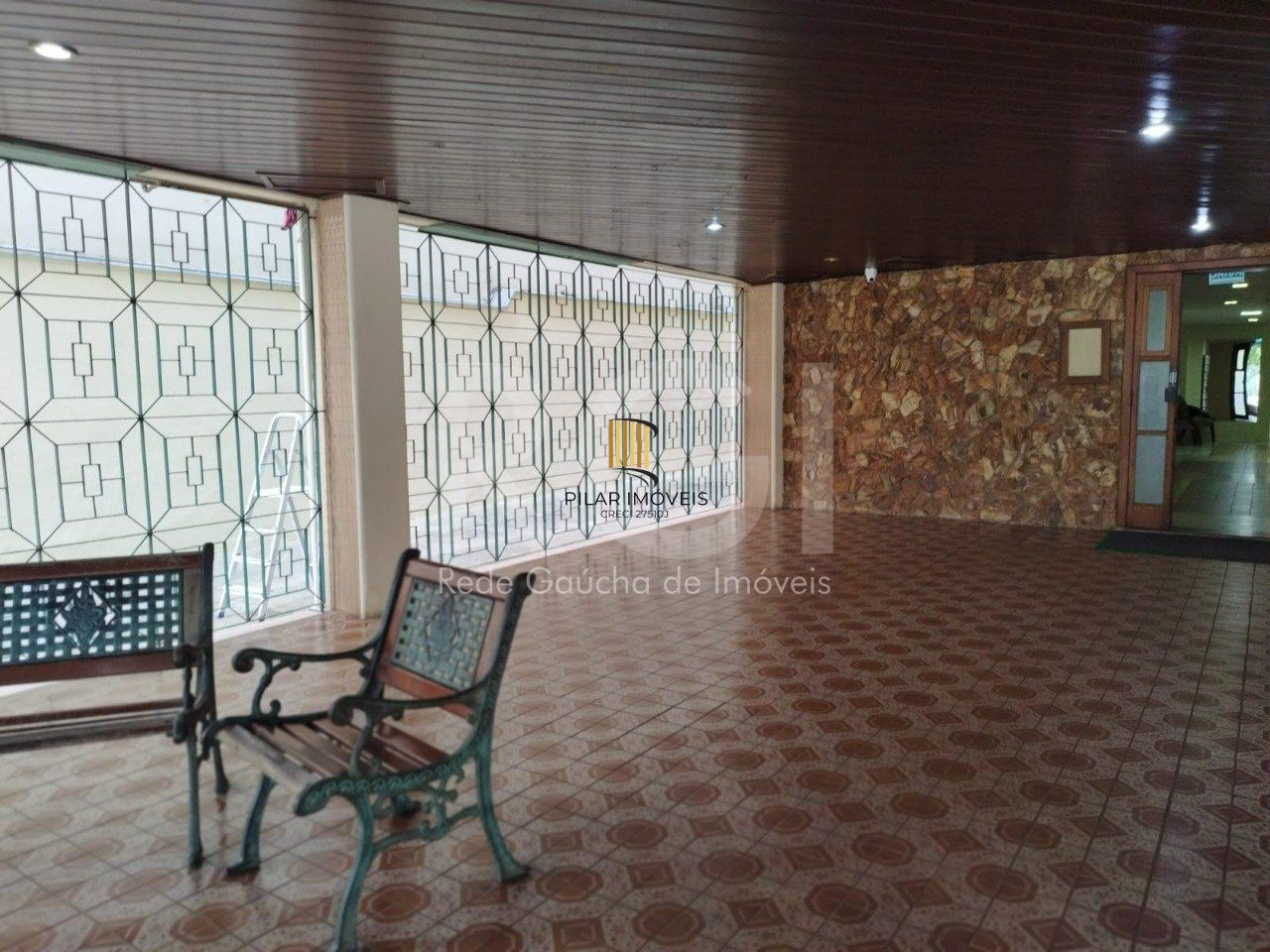 Apartamento de 1 dormitório com elevador,sol da manha