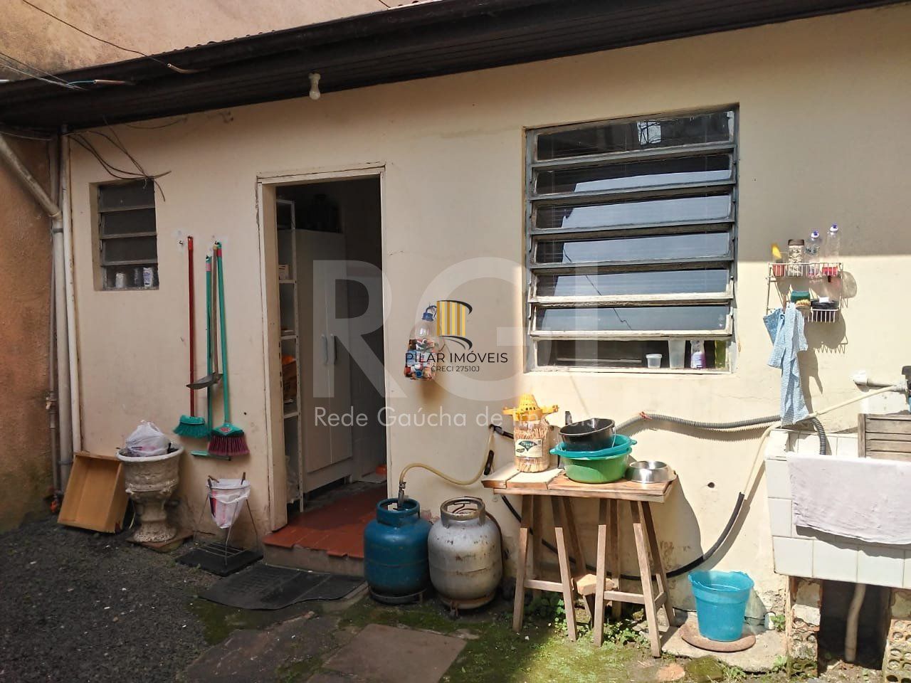 Casa para Venda - 130m², 2 dormitórios, 1 vaga - Cidade Baixa