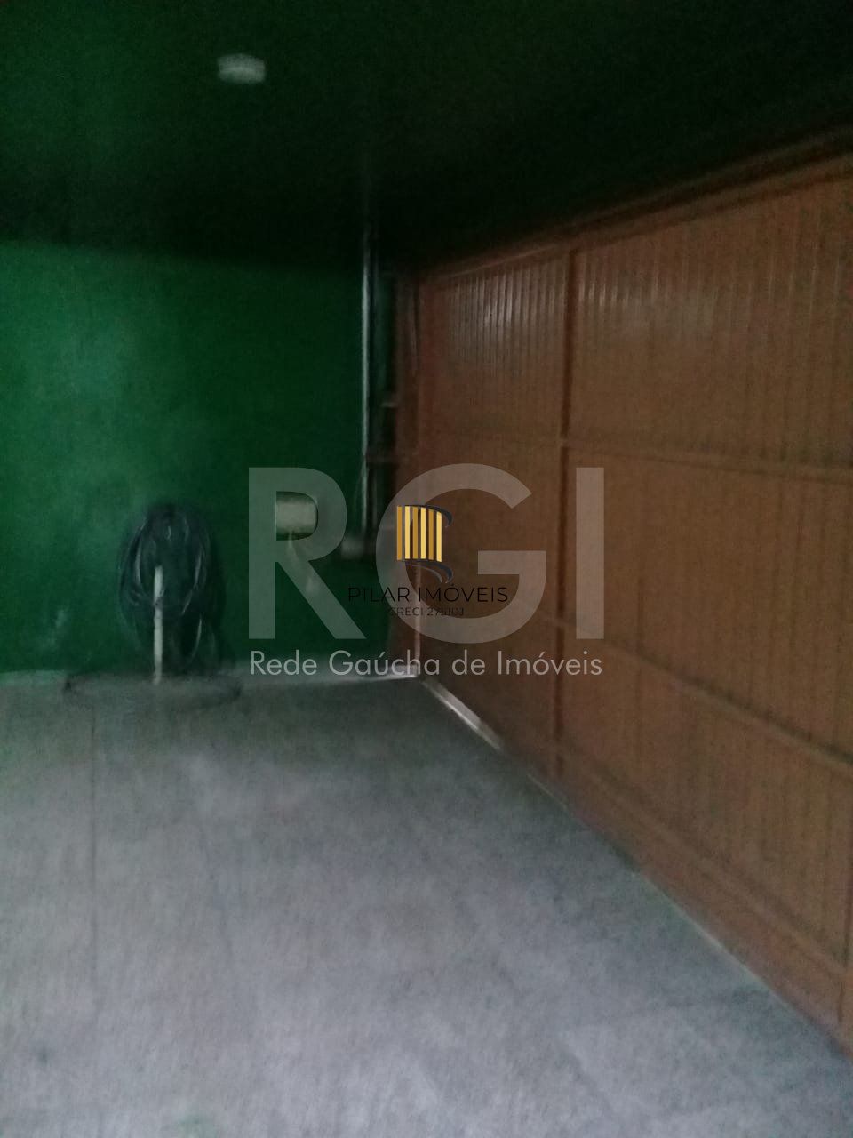 Casa para Venda - 120m², 2 dormitórios, 2 vagas - Rubem Berta