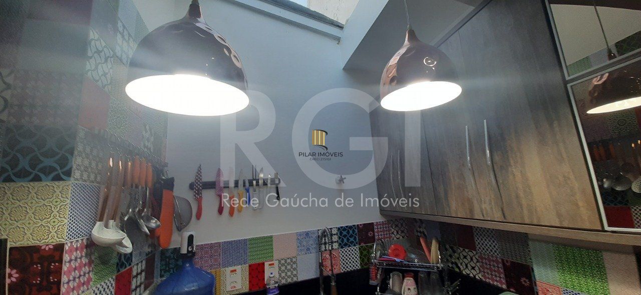 Casa para Venda - 102.56m², 2 dormitórios, Cidade Baixa