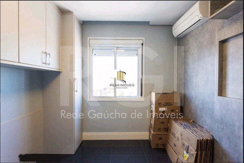 Apartamento para Venda - 80.99m², 3 dormitórios, sendo 1 suites, 2 vagas - Bom Fim
