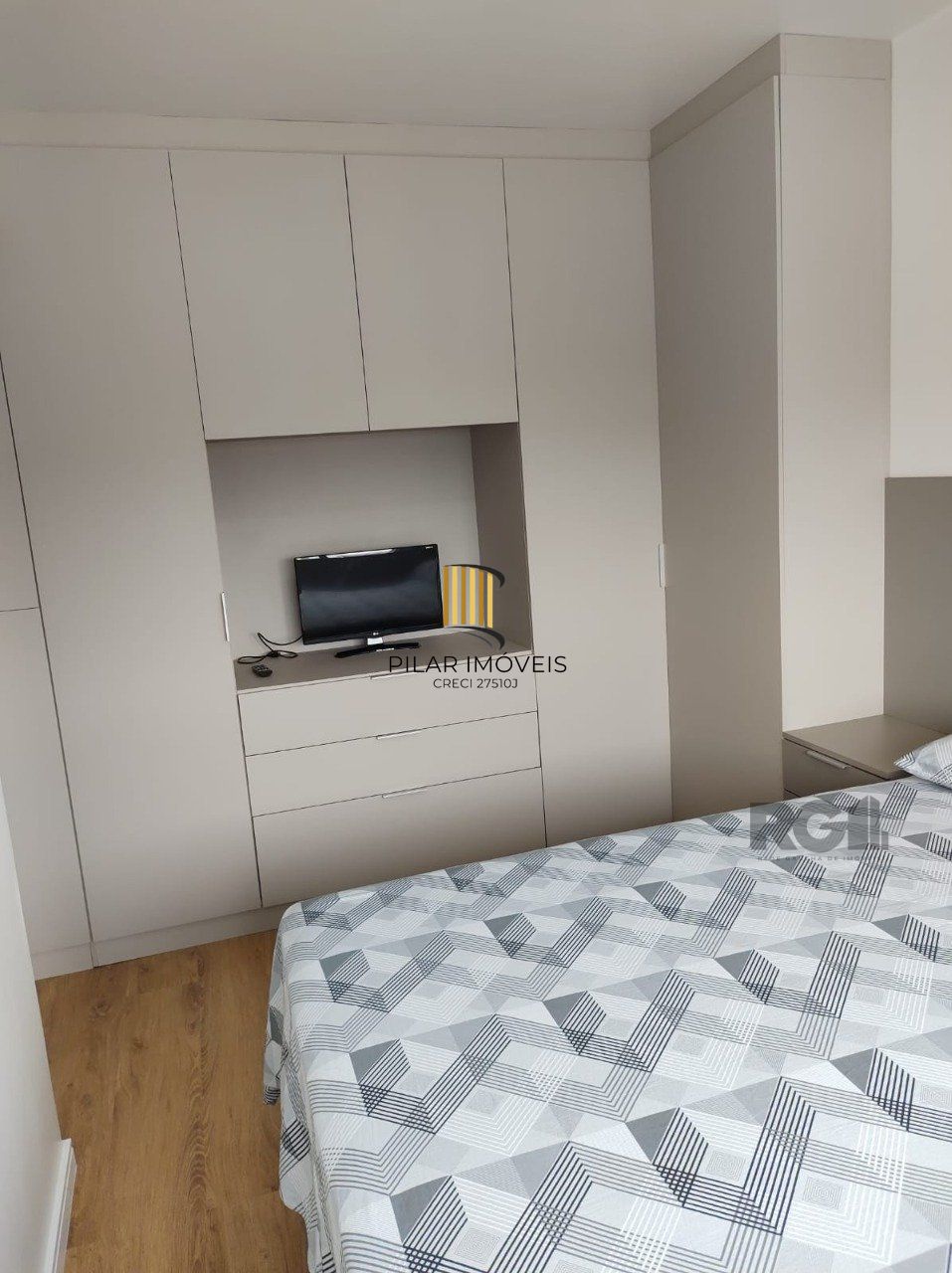 Apartamento à venda na Cidade Baixa COM GARAGEM!