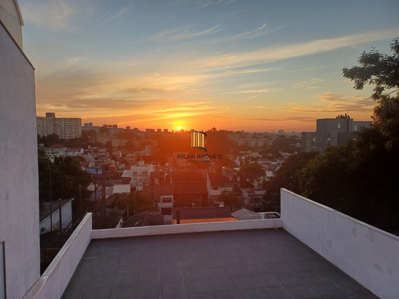 Casa à venda em Santo Antônio - Porto Alegre - Pilar Imóveis