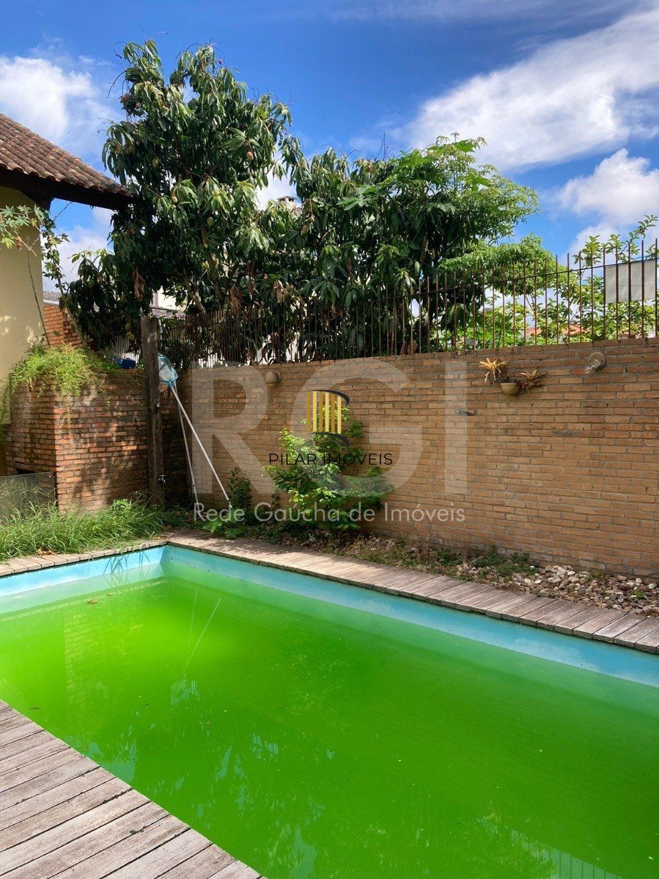 Casa 3 dormitórios no bairro Santo Antônio