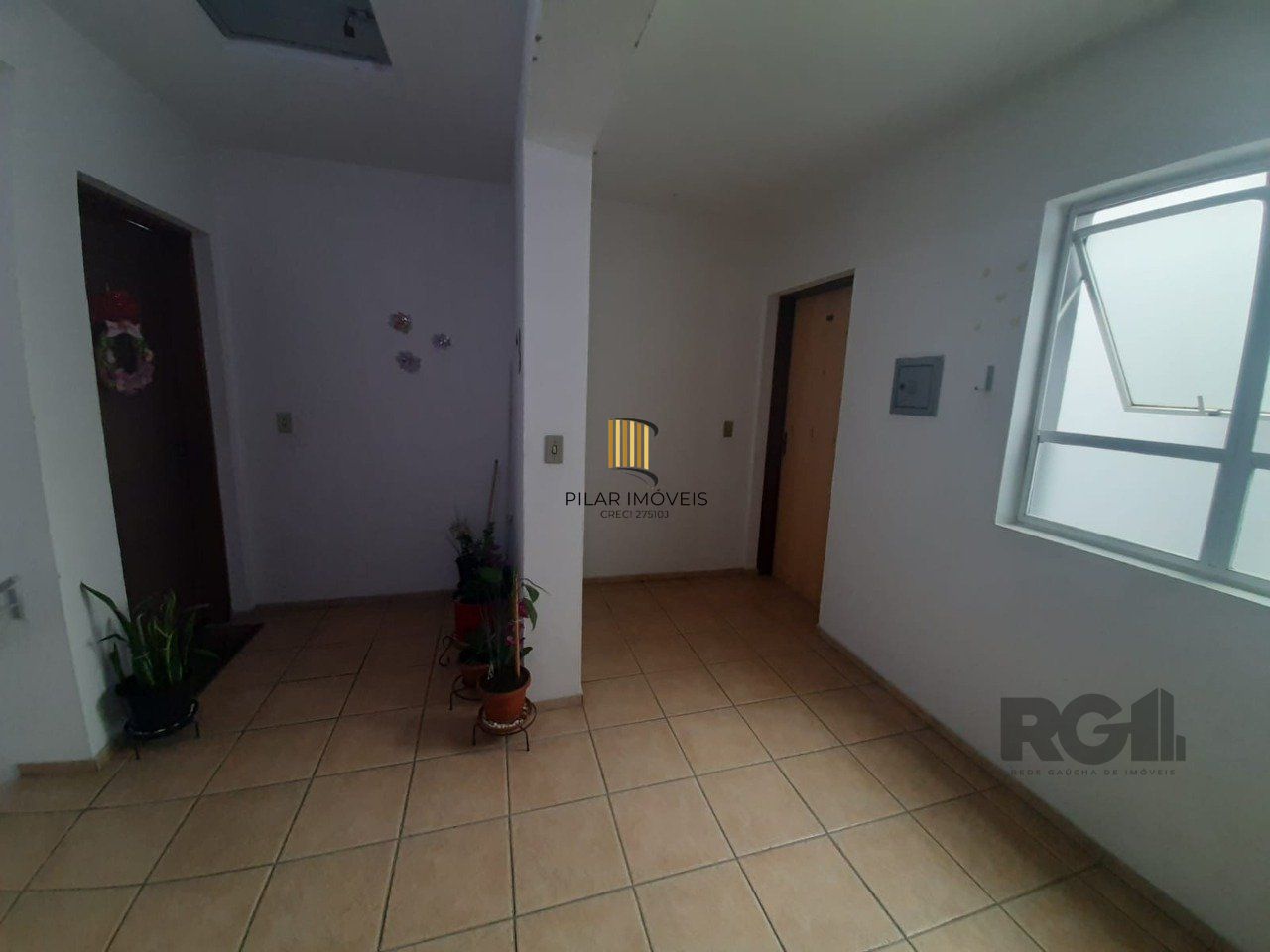 Apartamento 2 dormitórios, frente,  com vaga , , Bairro Partenon- porto alegre