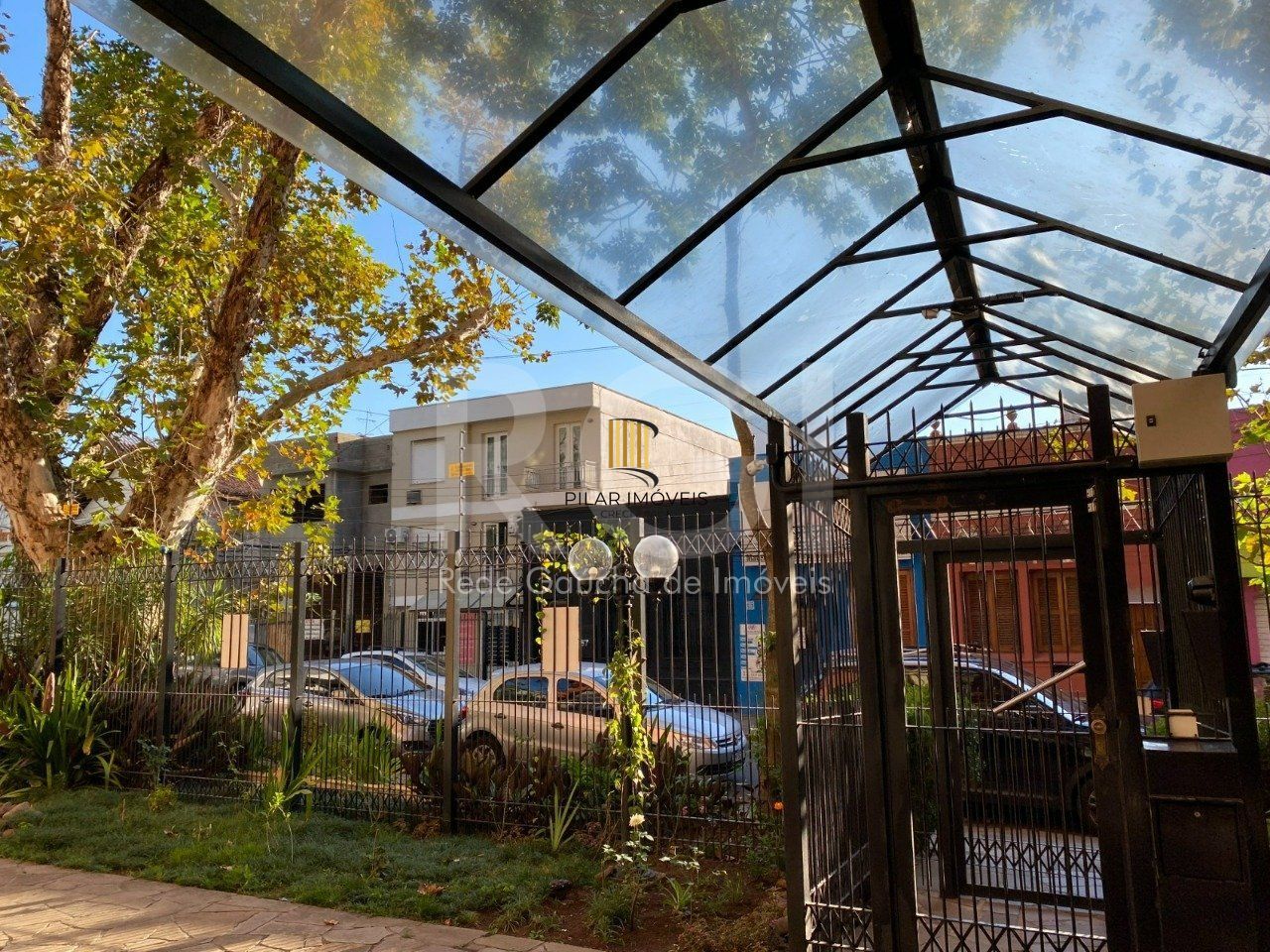 Apartamento 2 quartos com garagem no Menino Deus!