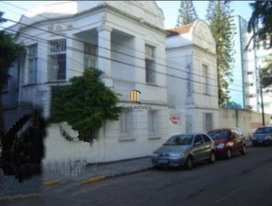 Casa para Venda - 928m², 5 dormitórios, 4 vagas - Bom Fim