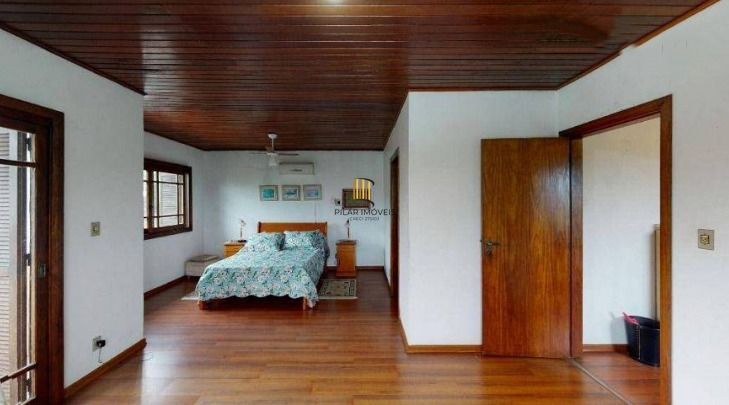 Casa para Venda - 190m², 4 dormitórios, sendo 1 suites, 2 vagas - Partenon