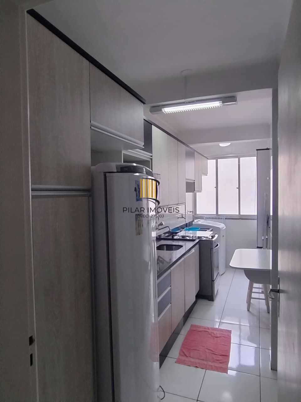 Vende apartamento 1 quarto,  desocupado, andar alto no bairro Cidade Baixa