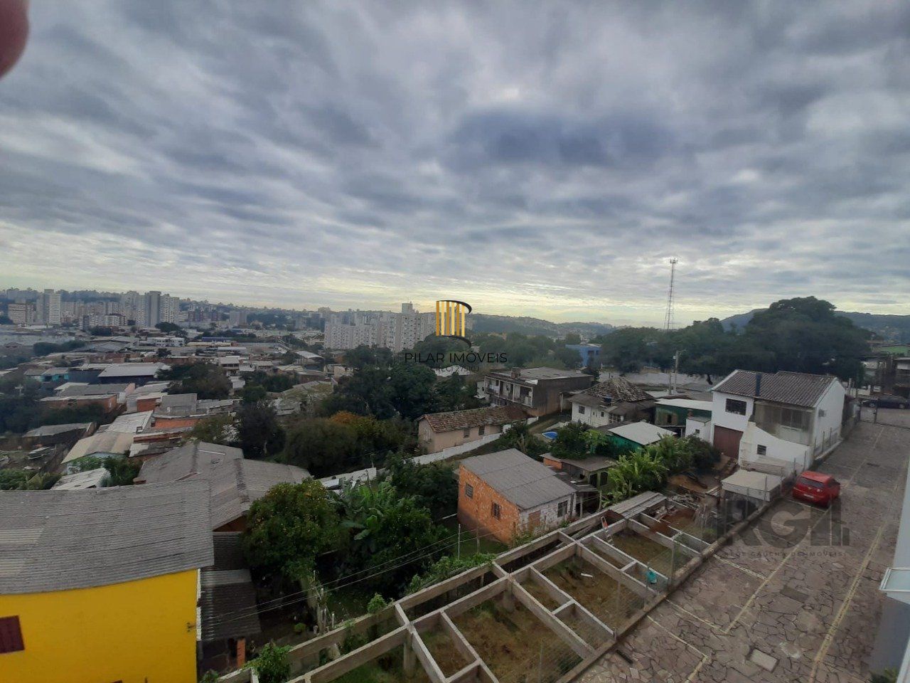 Apartamento 2 dormitórios, frente,  com vaga , , Bairro Partenon- porto alegre - Pilar Imóveis