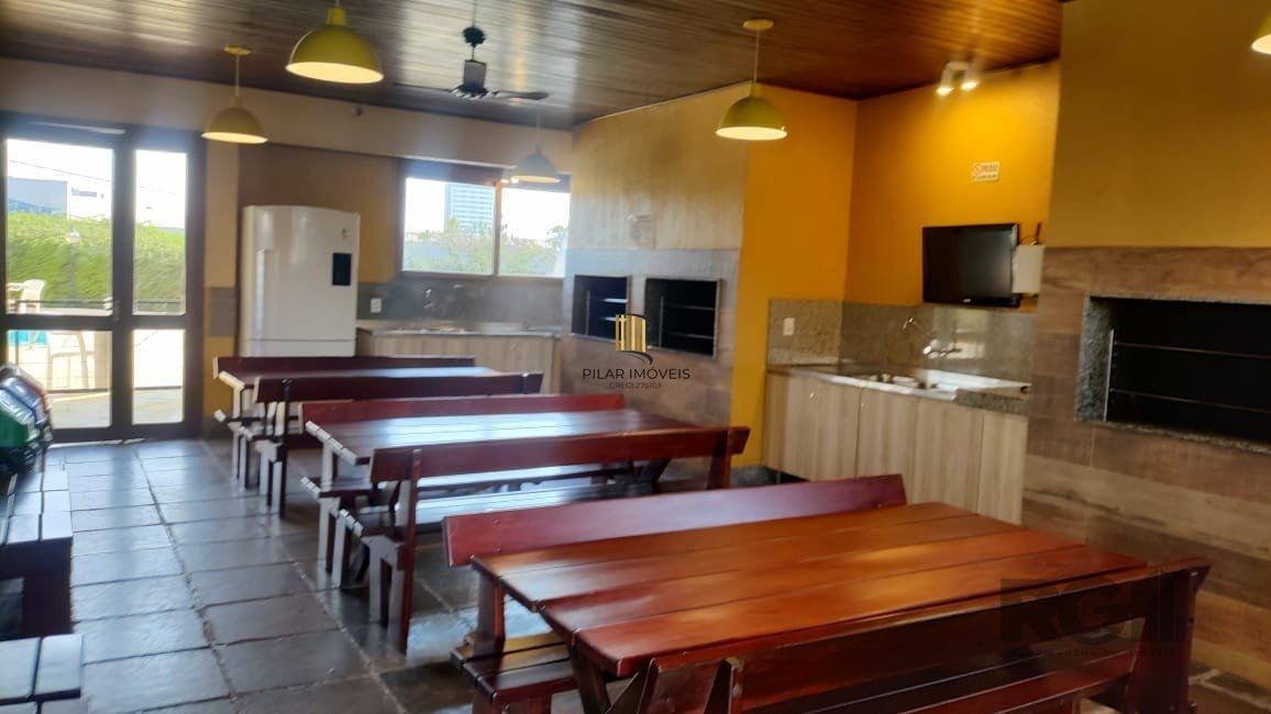 Apartamento 2 dormitórios no bairro Partenon