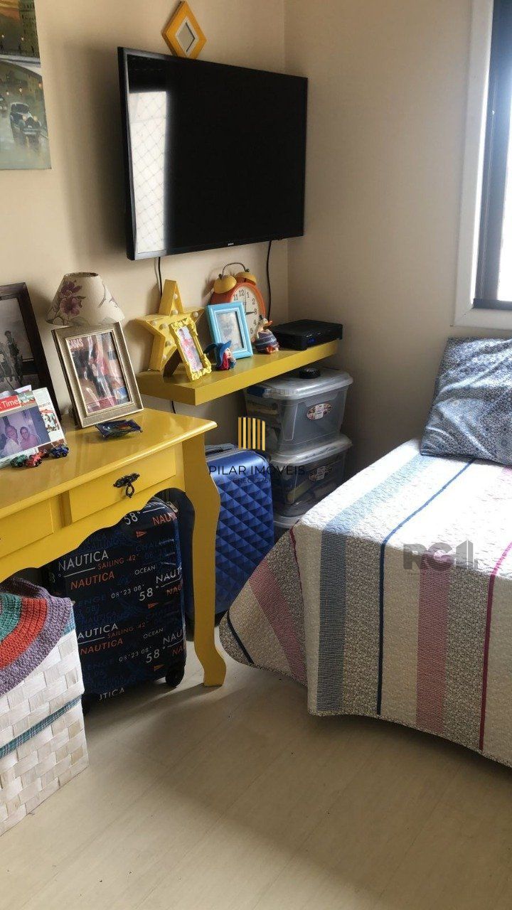 Excelente apartamento 2 quartos, suite e garagem na Cidade Baixa!