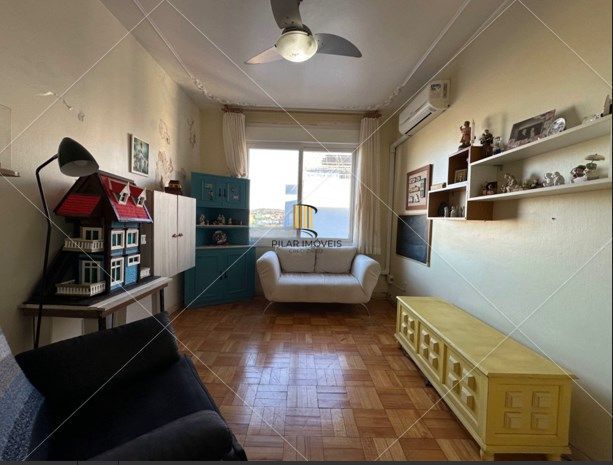 Apartamento 2 quartos, desocupado, andar alto na cidade Baixa!