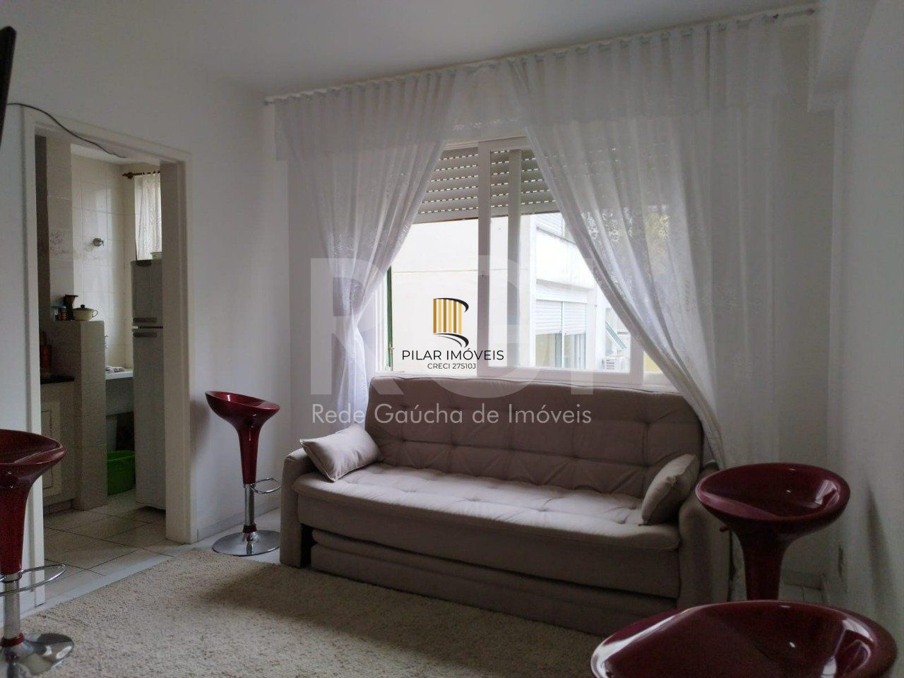 Apartamento de 1 dormitório com elevador,sol da manha - Pilar Imóveis