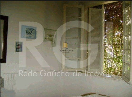 Casa para Venda - 188m², 4 dormitórios, 4 vagas - Menino Deus