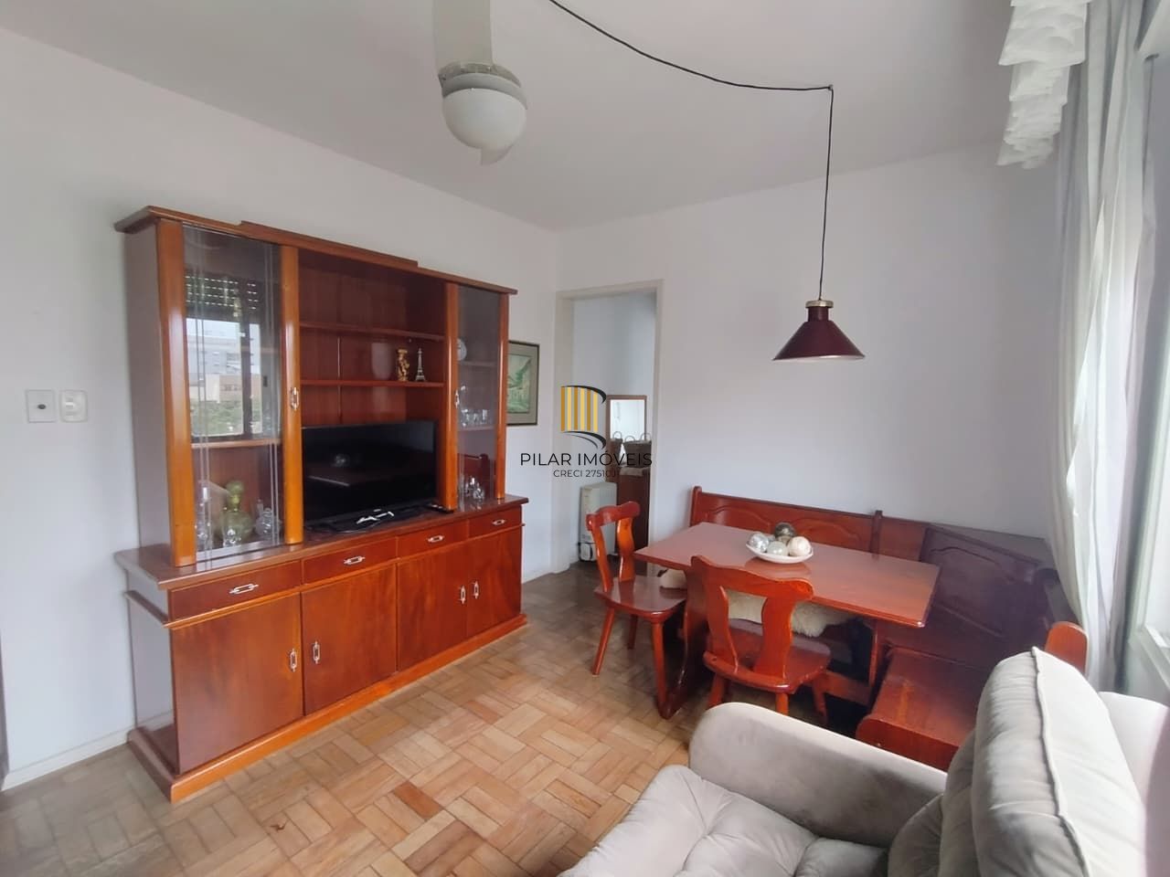 Vende apartamento 1 quarto,  desocupado, andar alto no bairro Cidade Baixa