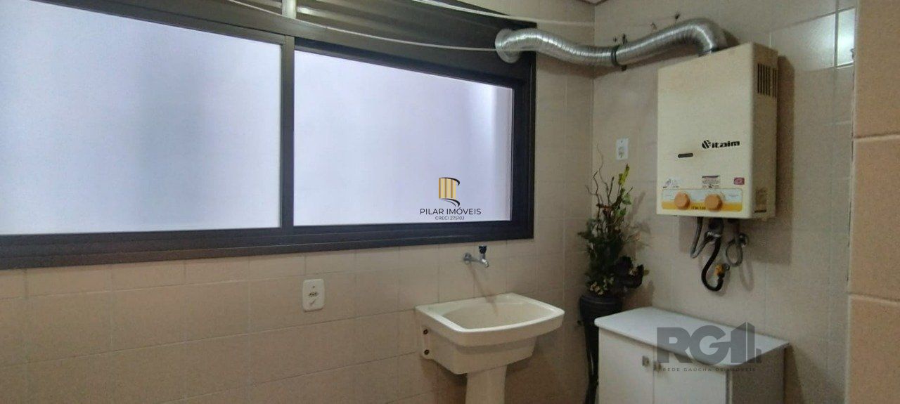 Apartamento à venda em Menino Deus, Porto Alegre RS - com infra completa 