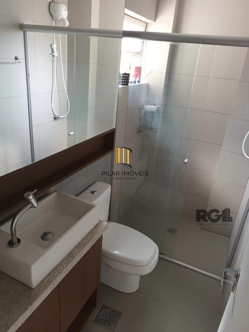 Apartamento 2 quartos, garagem semi mobiliado!