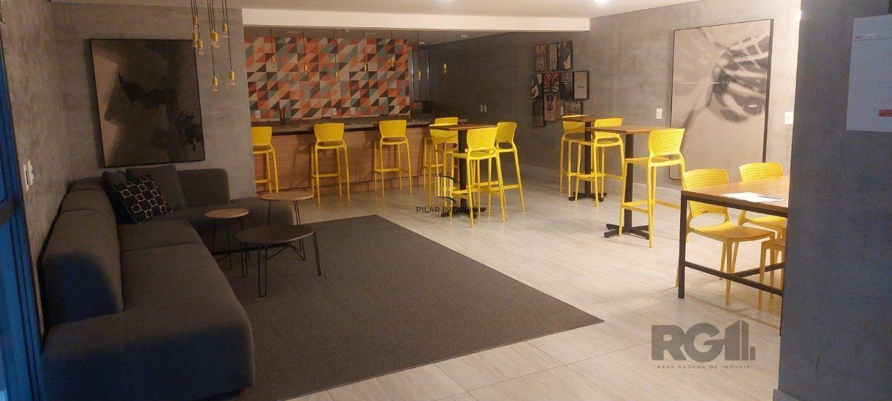 Apartamento 2 dormitórios no bairro Farroupilha