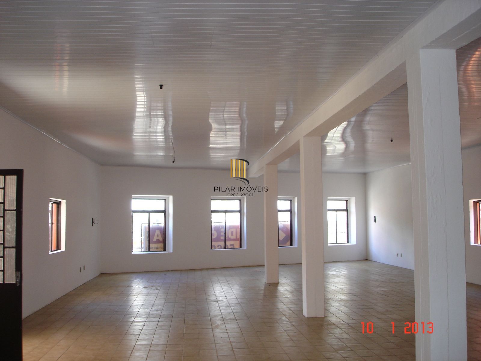 Pavilhão 3 dormitórios no bairro Floresta