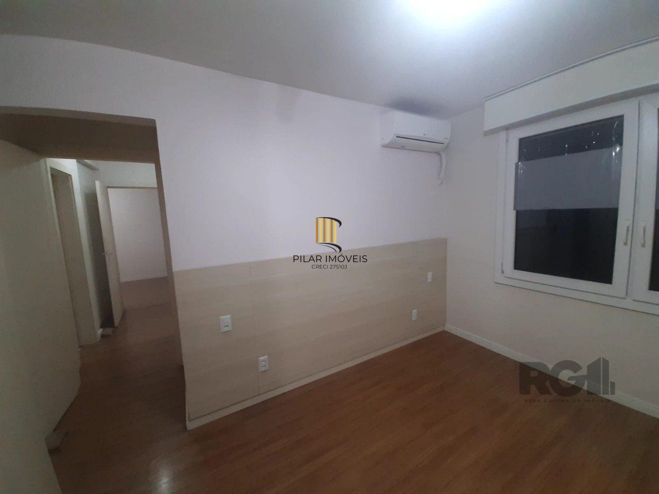  Apartamento 2 dormitórios, de frente 100% reformado bairro Cidade Baixa- Porto Alegre