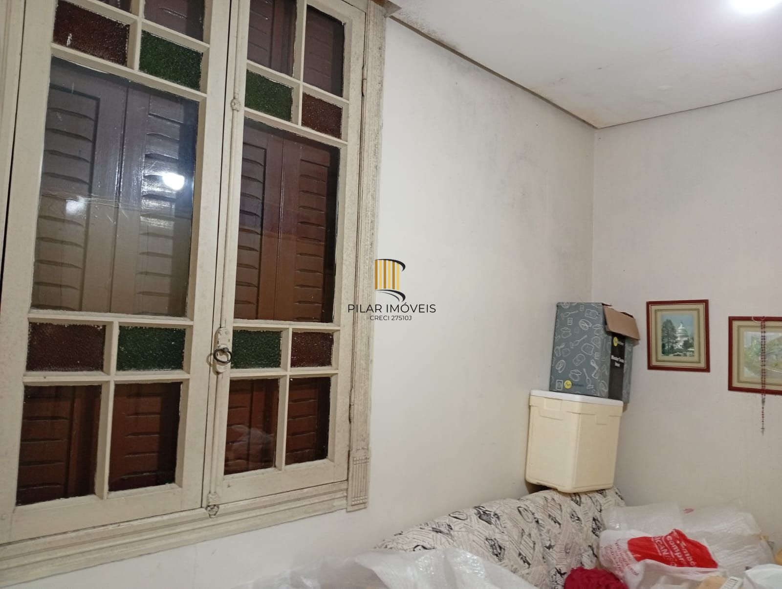 Casa com 5 quartos , 7 banheiros e pátio!