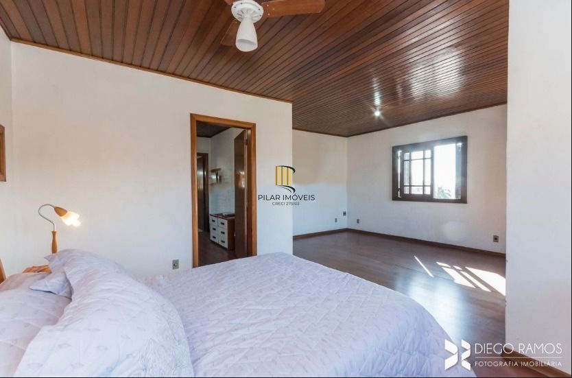 Casa para Venda - 190m², 4 dormitórios, sendo 1 suites, 2 vagas - Partenon