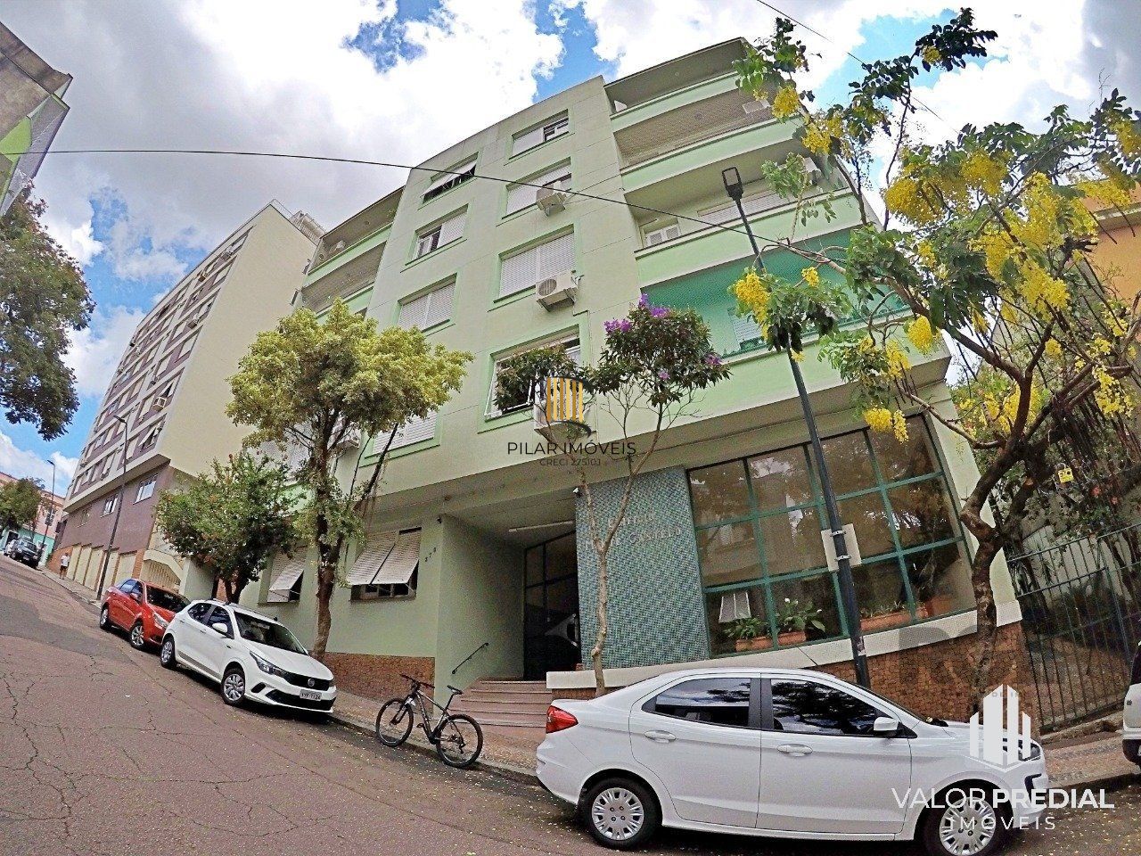 Ótimo apartamento 1 quarto no Cetro Histórico.