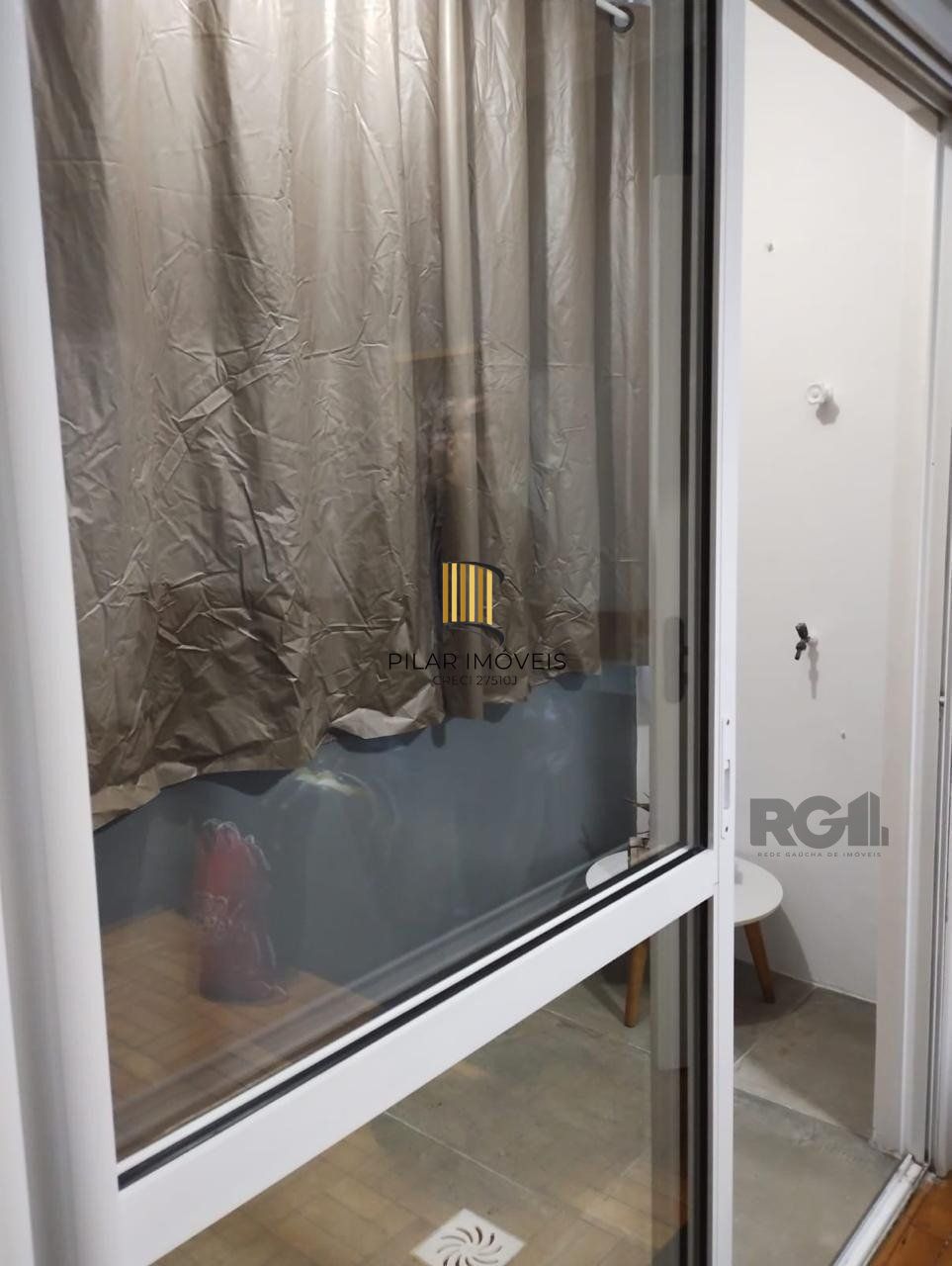 Apartamento 3 dormitórios no bairro Azenha