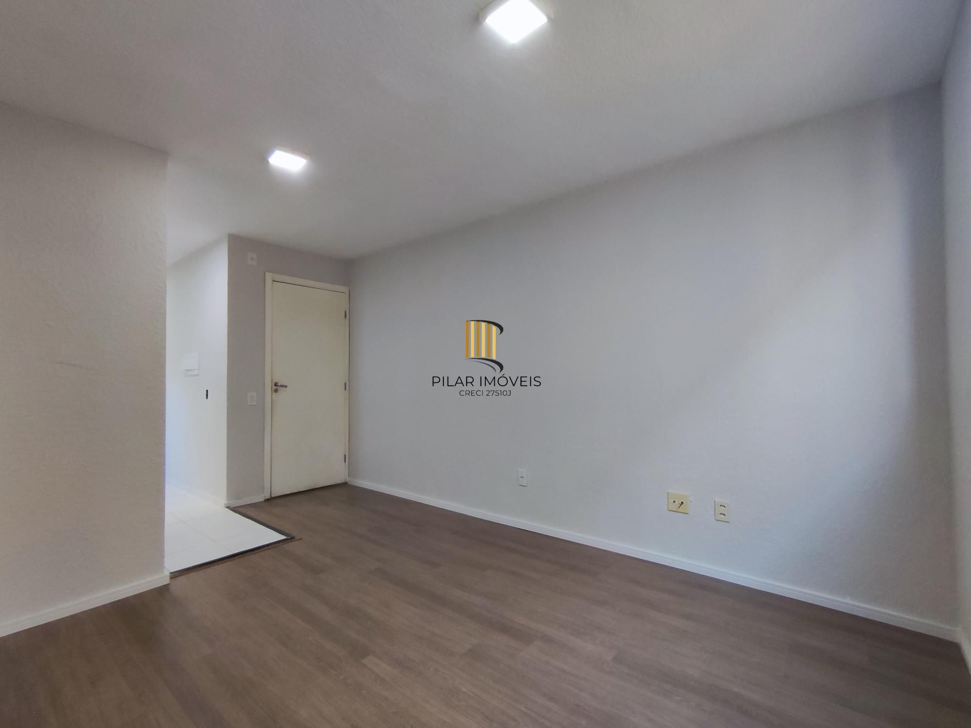 Apartamento 2 dormitórios com vaga de garagem em condominio fechado!