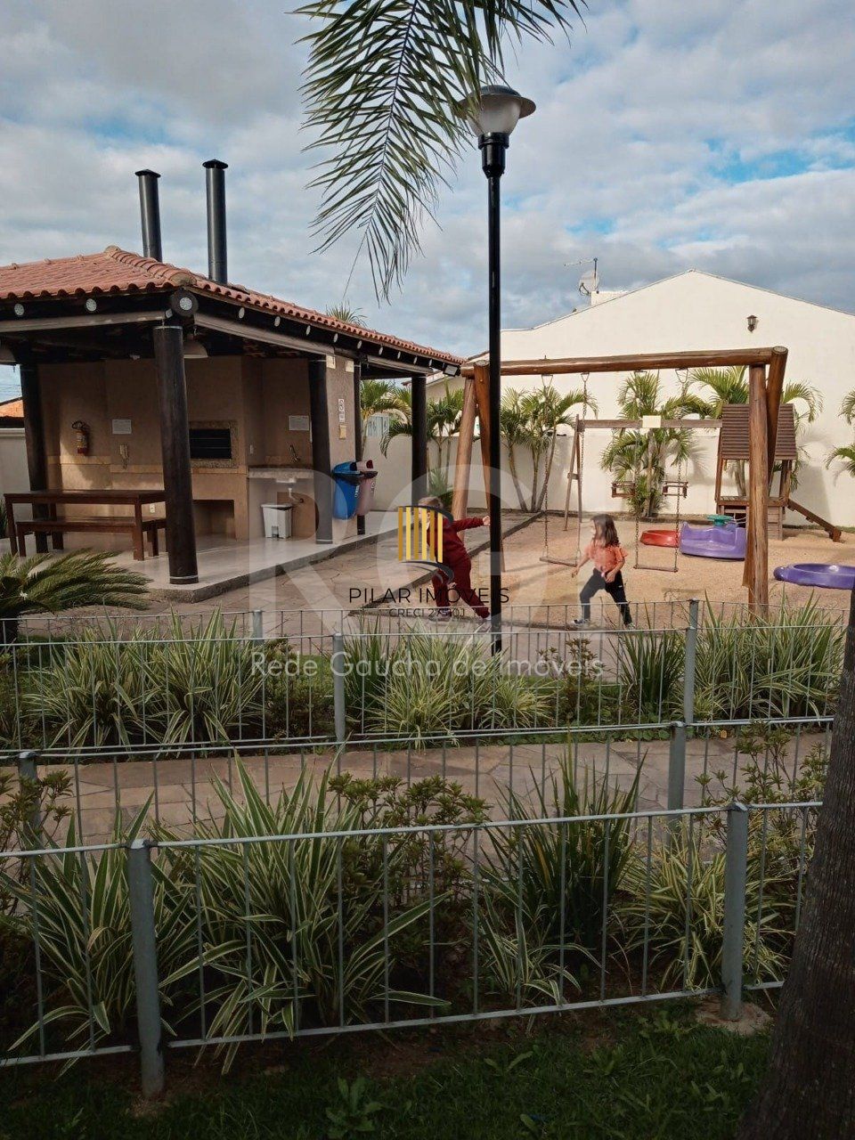 Casa de Condomínio 2 dormitórios no bairro Restinga