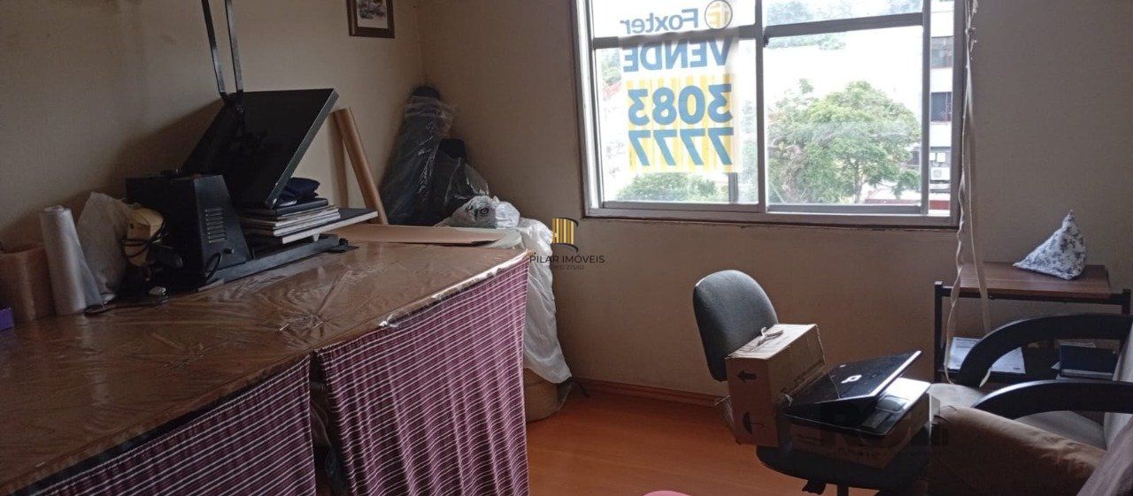 Apartamento de 02 dormitórios, de frente com elevador bairro Partenon- Porto Alegre