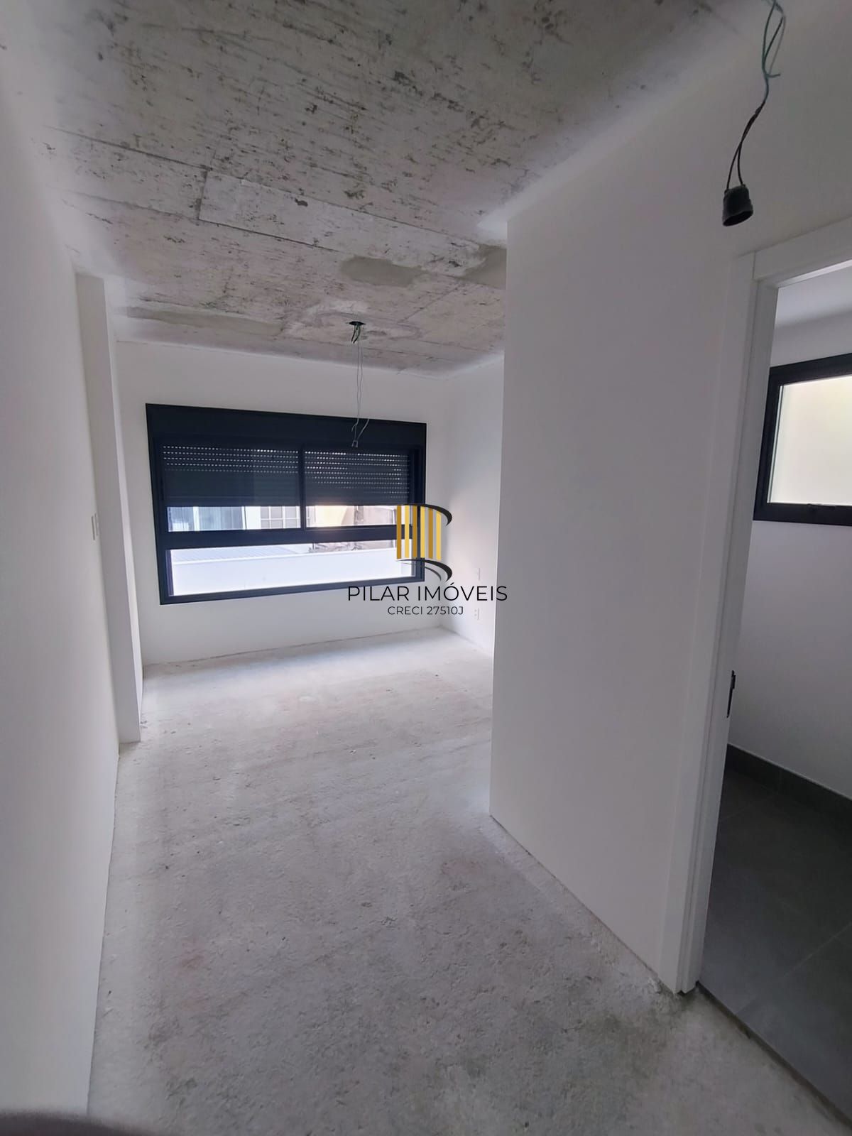 **Apartamento 3 quartos 2 garagens Novo e Desocupado à Venda na Cidade Baixa, Porto Alegre, RS**