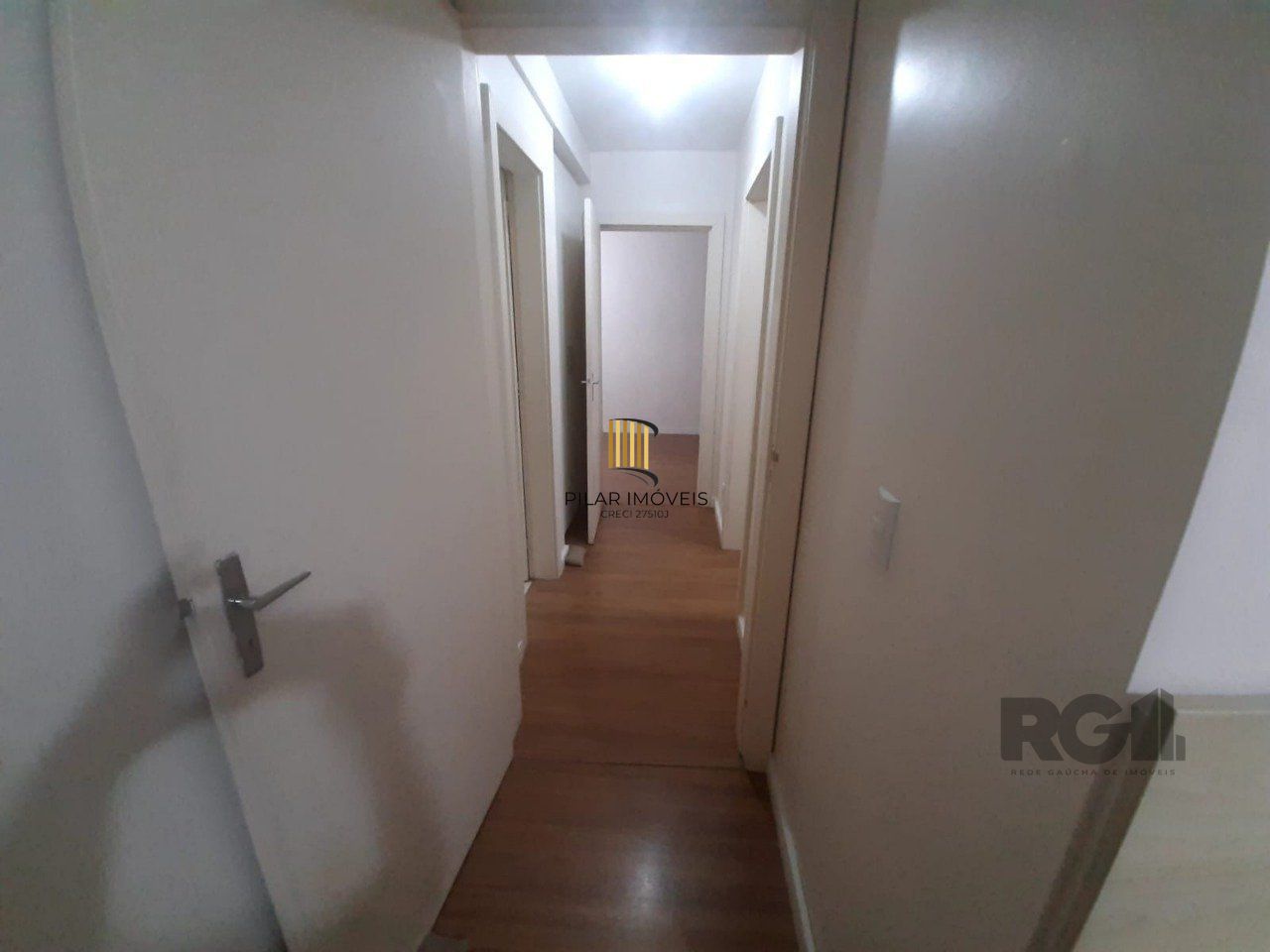  Apartamento 2 dormitórios, de frente 100% reformado bairro Cidade Baixa- Porto Alegre