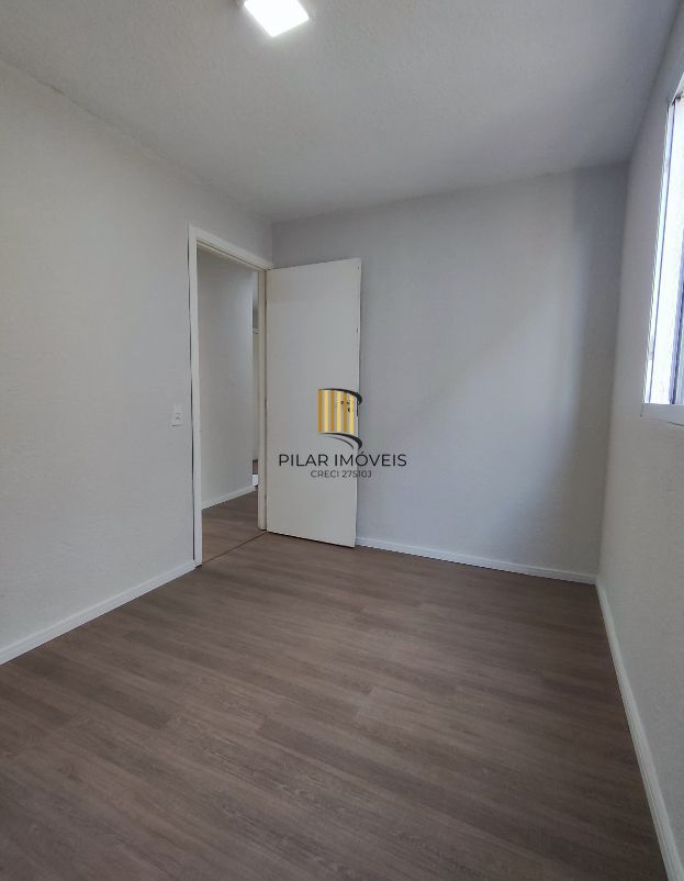 Apartamento 2 dormitórios com vaga de garagem em condominio fechado!