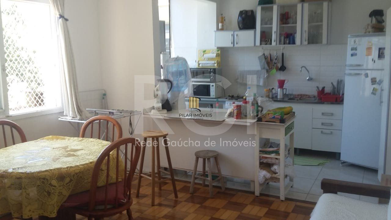 Apartamento  com 2 quartos , baixo custo condominial no Menino Deus! - Pilar Imóveis