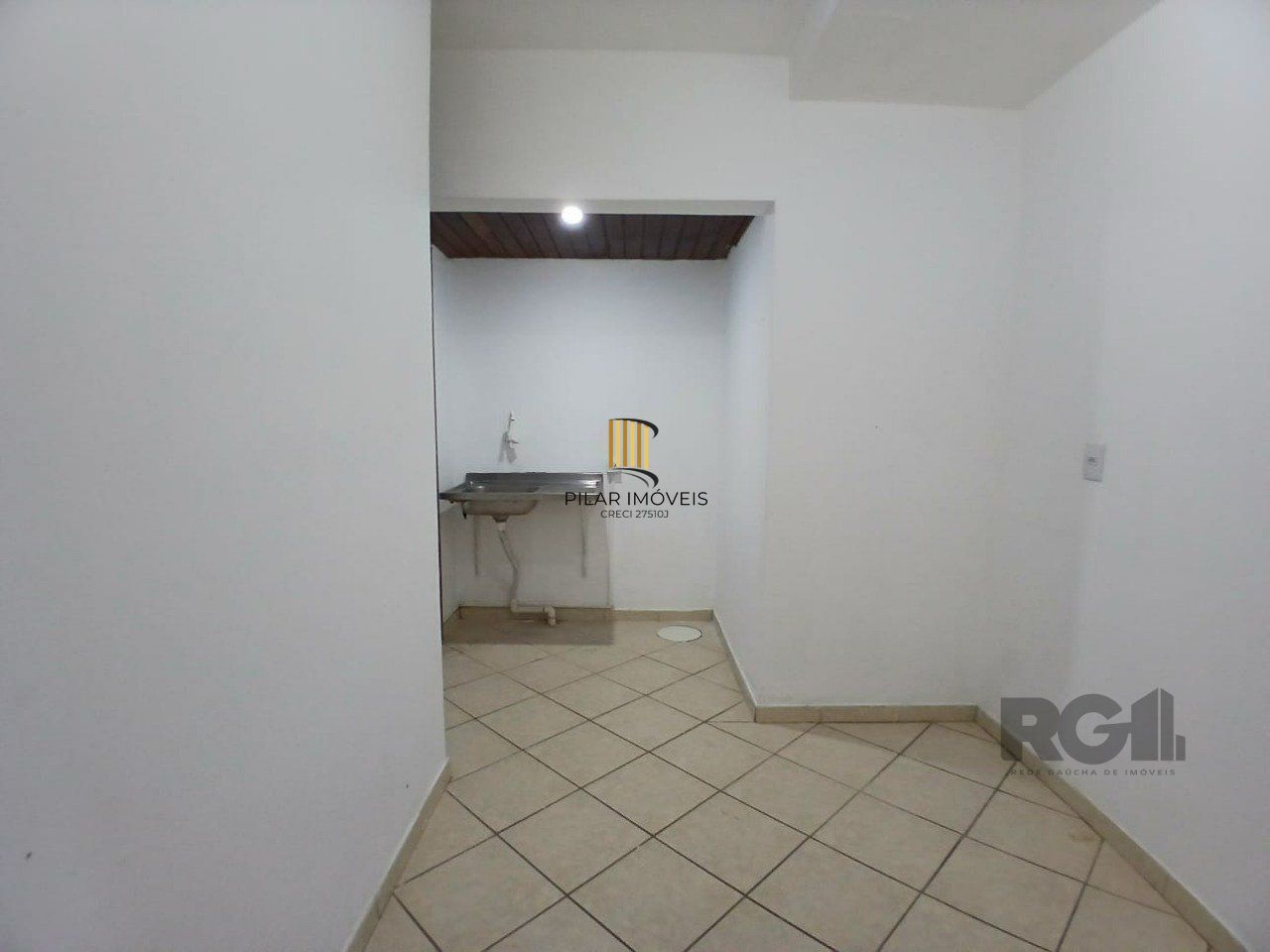 Apartamento  térreo de 1 quarto  42 m2 com patio 